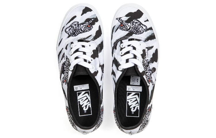 Vans Unisex Authentic Low Top Sneakers Black/White