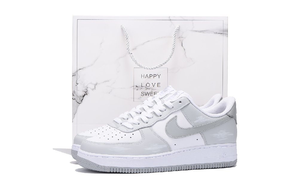 Nike Air Force 1 Anti-Slip Wear-Resistant Low-Top Skateboard Shoes Men's Gray White