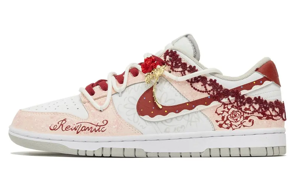 Nike Dunk Rhapsody, Romance Abrasion Resistant Low top Skateboard Shoes Unisex Pink