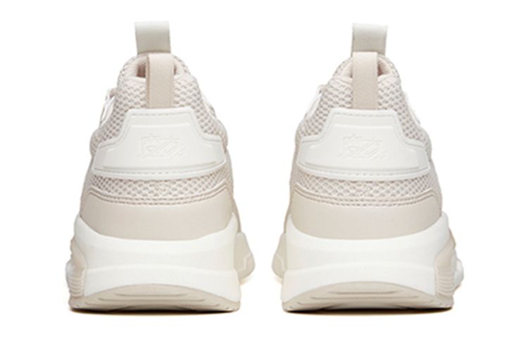ANTA Casual Shoes Women's Low top Ivory White/Mud Gray купить в интернет-магазине Yoocart с быстрой доставкой по России.