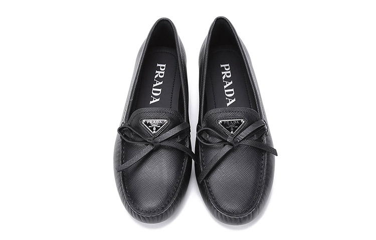 PRADA Saffiano Leather Driving Loafers 'Black' Women's купить в интернет-магазине Yoocart с быстрой доставкой по России.
