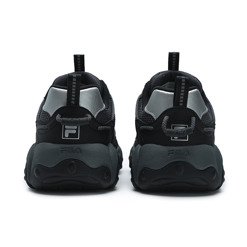 FILA FLUID 6 Cat Paw Cushioning, Wear Resistant Low Top Chunky Sneakers Men's Black Gray