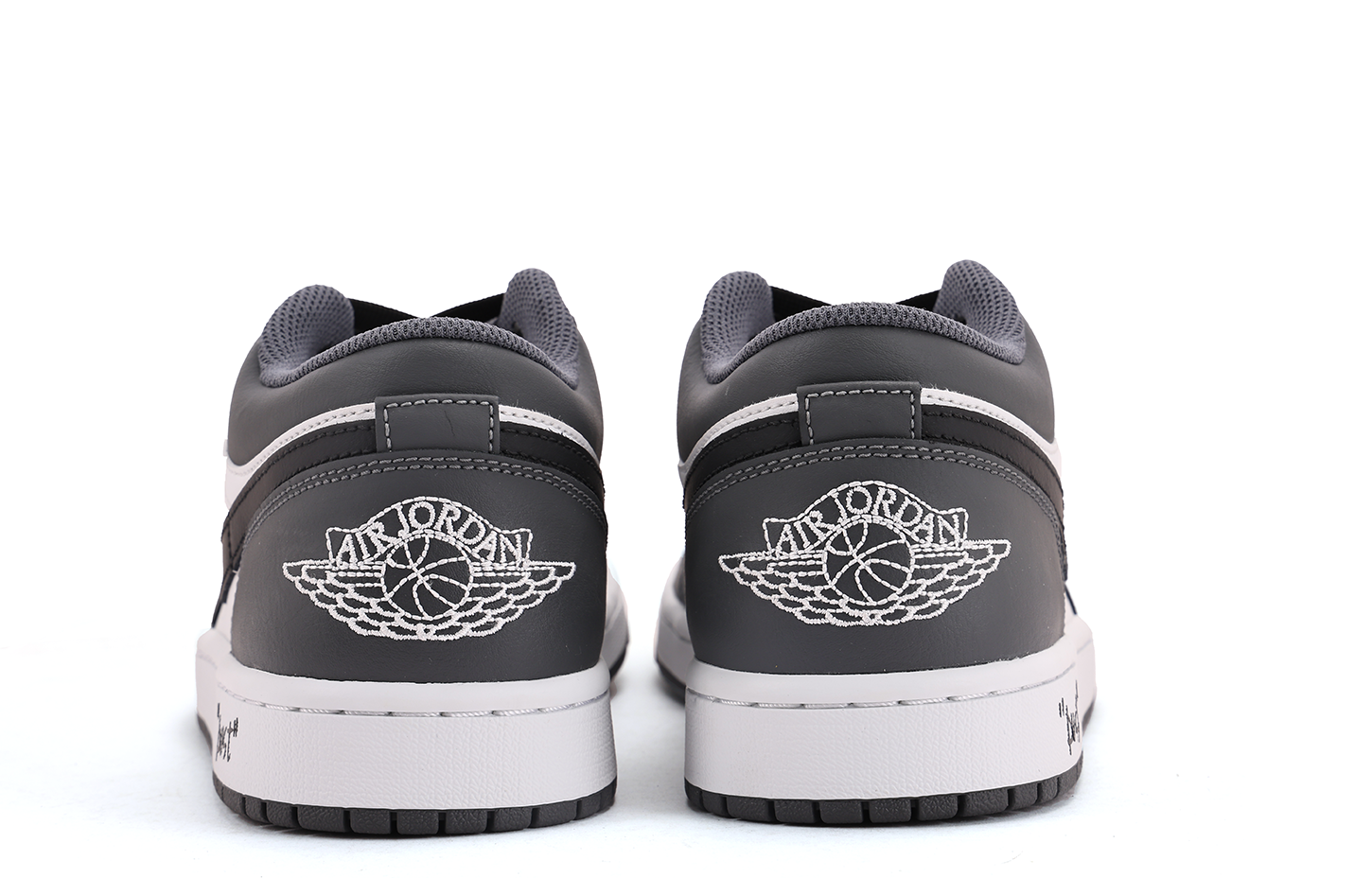 Jordan Air Jordan 1 Abrasion Resistant Coverage Low top Vintage Basketball Shoes Unisex Black Gray купить в интернет-магазине Yoocart с быстрой доставкой по России.