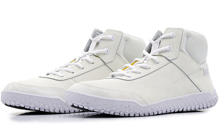 CAT Outdoor Shoes Unisex Mid top White купить в интернет-магазине Yoocart с быстрой доставкой по России.