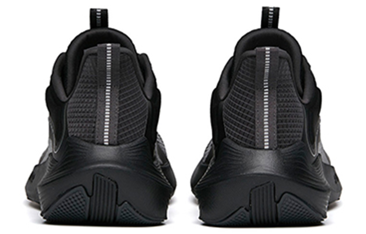 Anta DuCi1 Slip Resistant, Abrasion Resistant, Breathable Low Top Sprint Running Shoes Men's Gray Black
