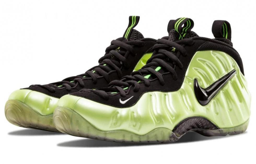 Nike Air Foamposite Pro Electric Green купить в интернет-магазине Yoocart с быстрой доставкой по России.