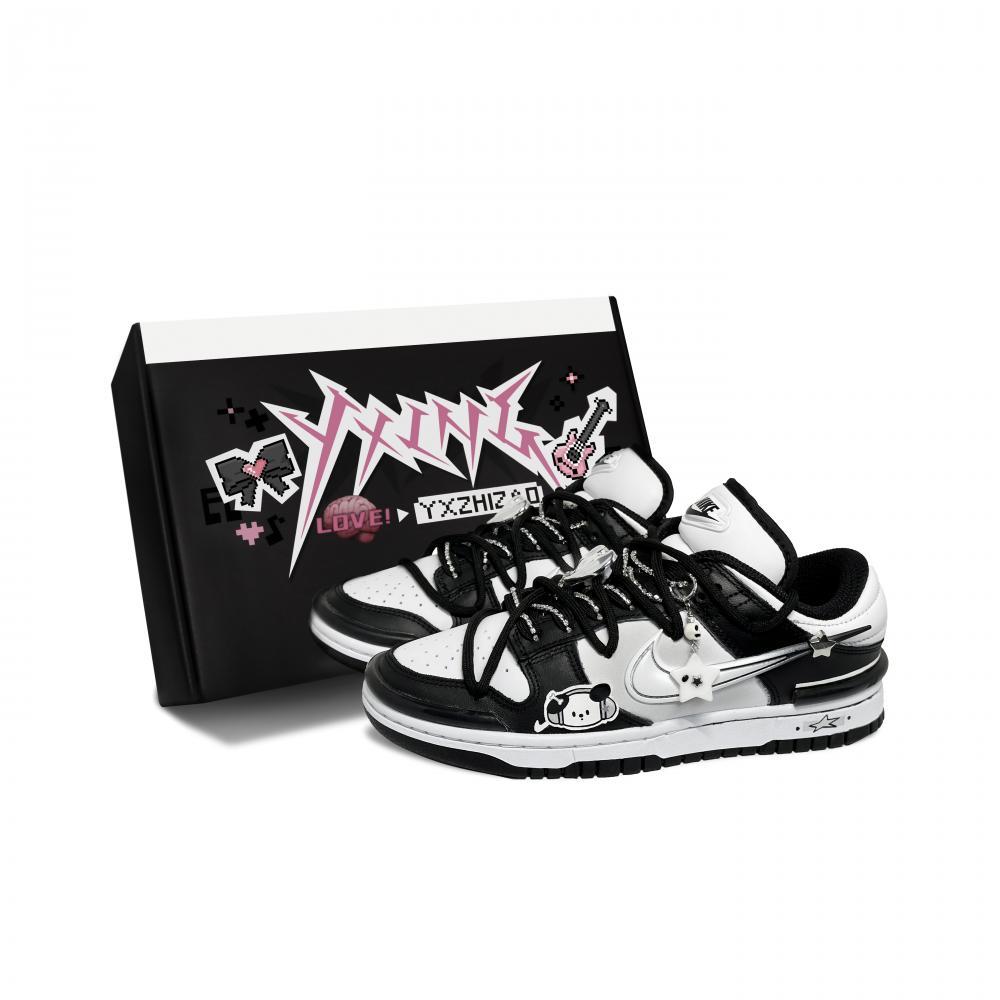 Nike Dunk Skateboard Shoes Women's Low-Top Black White Gray/Silver