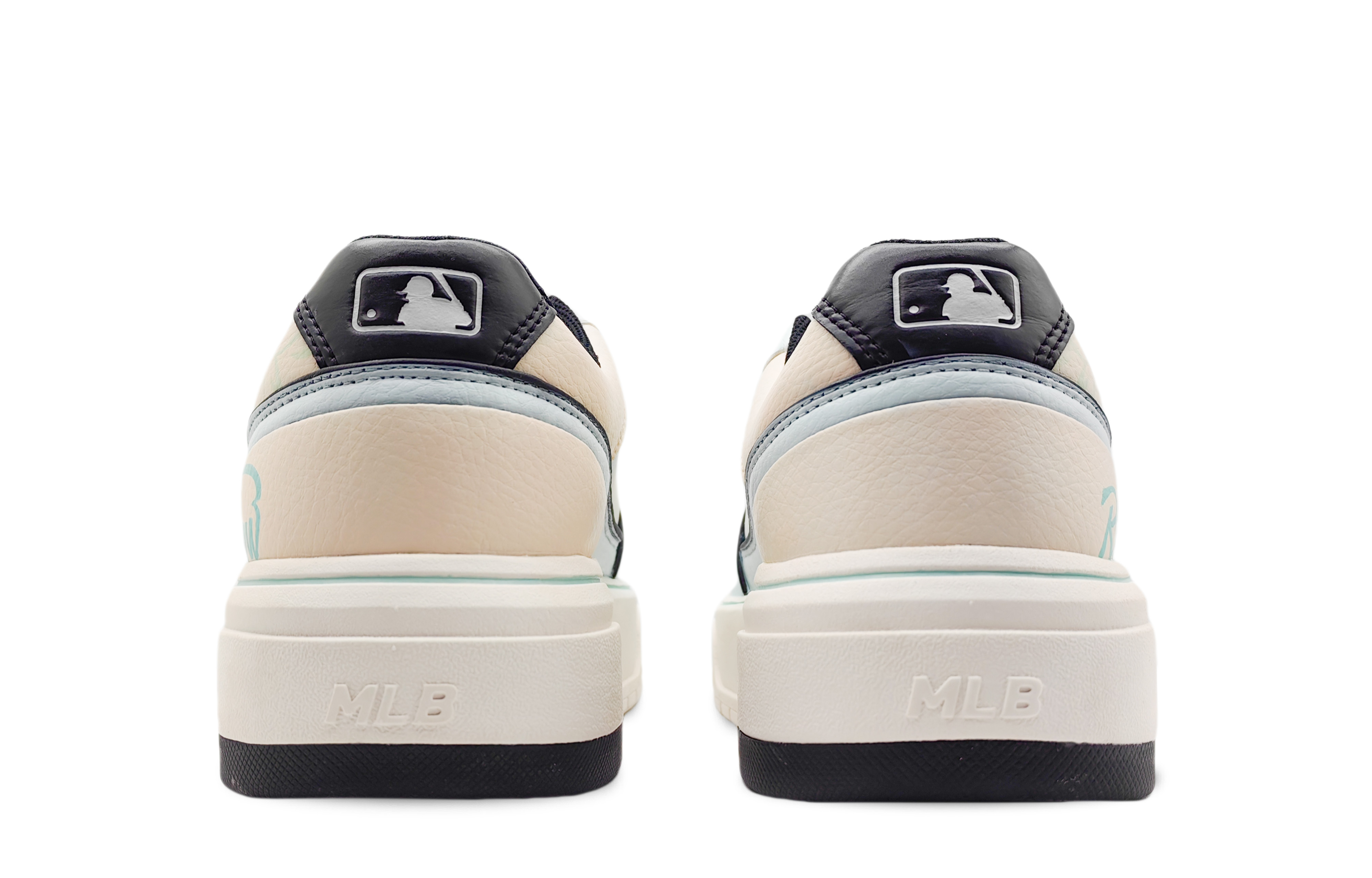 MLB Chunky Liner Wear-Resistant Height Increasing Low-Top Skateboard Shoes Unisex White Blue купить в интернет-магазине Yoocart с быстрой доставкой по России.