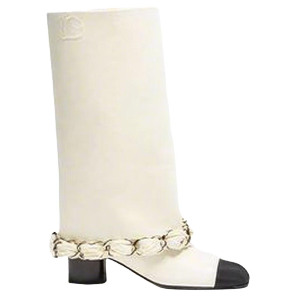 CHANEL 25B Knee high Boots 5cm Women's White