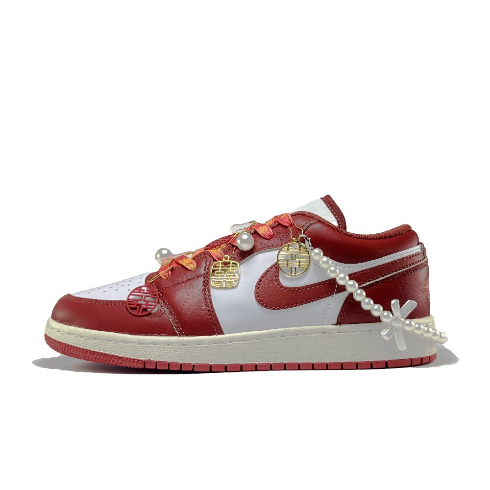 Jordan Air Jordan 1 Anti Slip Wear Resistant Low Top Vintage Basketball Shoes Women's White Red