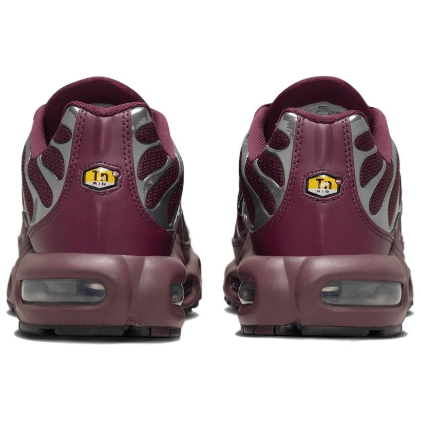 Nike Air Max Plus Se Night Maroon Metallic Silver Women's купить в интернет-магазине Yoocart с быстрой доставкой по России.