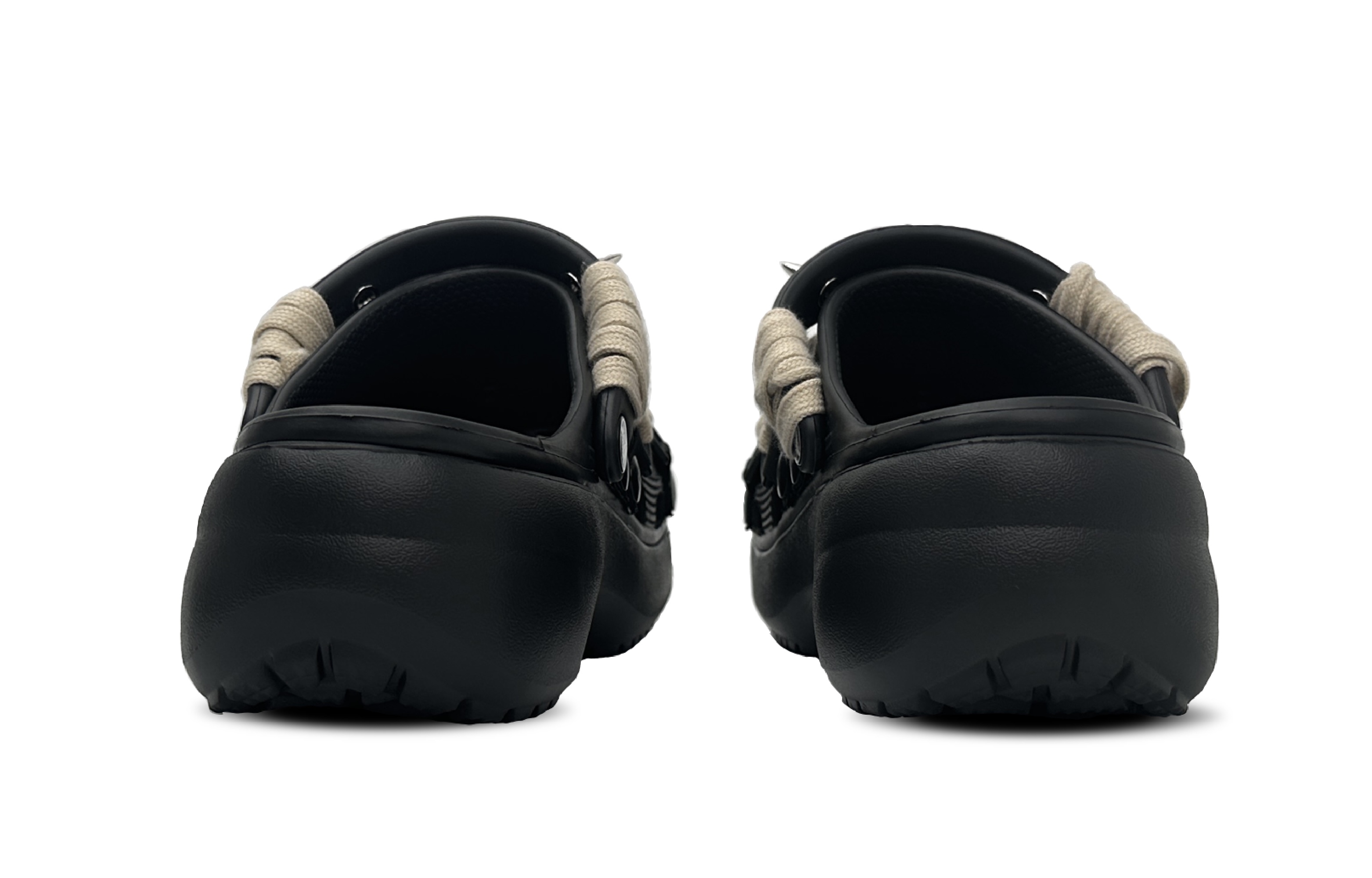 Crocs Classic Platform Clog Clogs Women's купить в интернет-магазине Yoocart с быстрой доставкой по России.