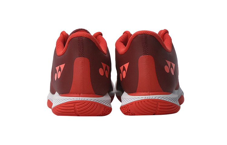 YONEX Power Cushion Comfort 3 Cushioning, Slip Resistant, Breathable, Lightweight Low Top Badminton Shoes Men's Red купить в интернет-магазине Yoocart с быстрой доставкой по России.