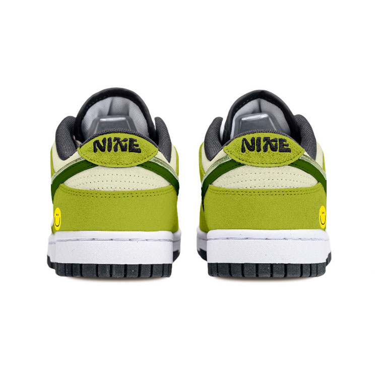 Nike Dunk Low Top Skateboard Shoes Women's Beige Green купить в интернет-магазине Yoocart с быстрой доставкой по России.