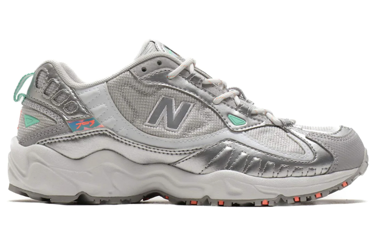 New Balance NB 703 Silver Gray Women's купить в интернет-магазине Yoocart с быстрой доставкой по России.