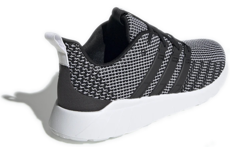 Adidas Questar Flow 'Core Black' купить в интернет-магазине Yoocart с быстрой доставкой по России.