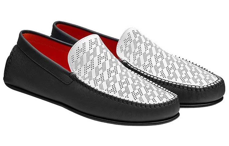 HERMES Gommino Loafers Women's Black/White