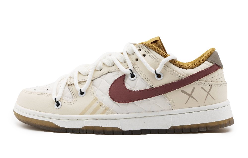 Nike Dunk Low Low-Top Skateboard Shoes Women's White