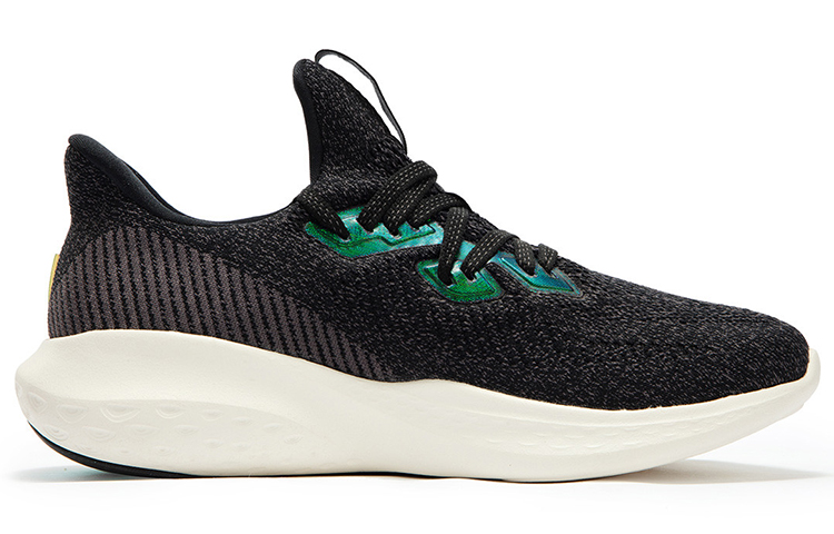 361° Low top Running Shoes Women's Black White