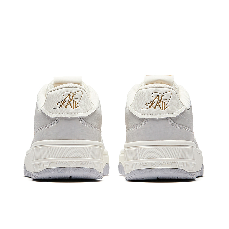 Anta Street Rebel 3 Low top Skateboard Shoes Women's White Gray купить в интернет-магазине Yoocart с быстрой доставкой по России.
