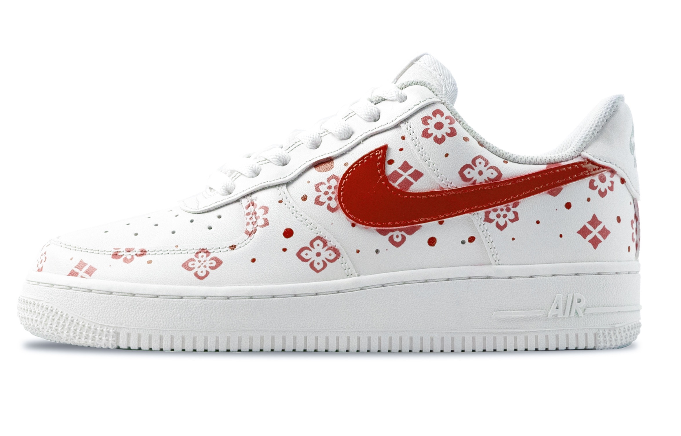 Nike Air Force 1 Red Flower Stationery Abrasion Resistant Low top Skateboard Shoes Unisex White Red купить в интернет-магазине Yoocart с быстрой доставкой по России.