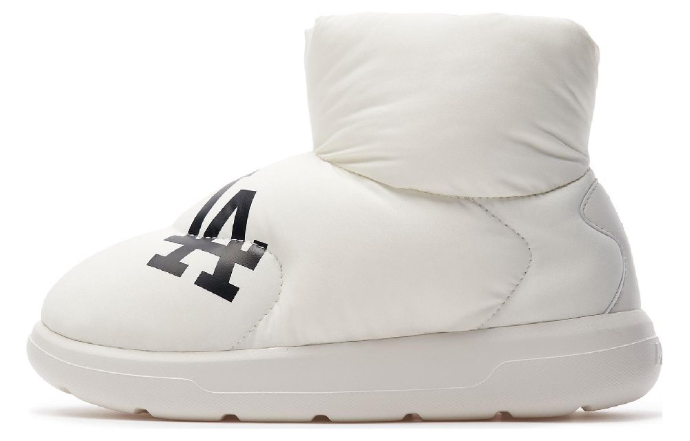MLB Chunky Classic A FLEECE Bouncer Warm And Water-Resistant Short Snow Boots Women's White