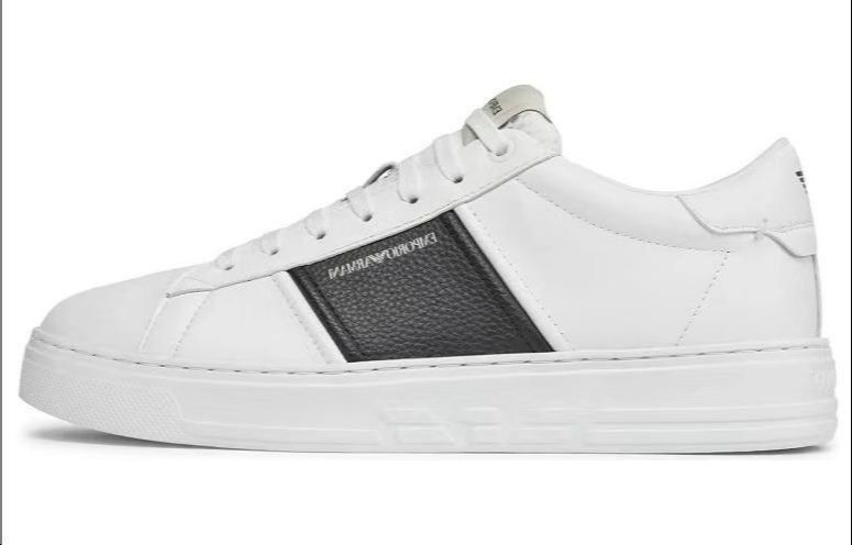 EMPORIO ARMANI Logo Printed Lace Up Sneakers