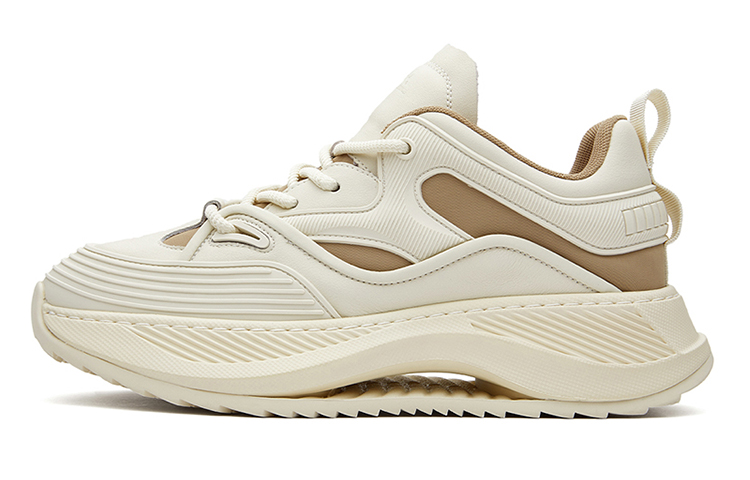 Jeep Low Top Outdoor Shoes Unisex White Apricot