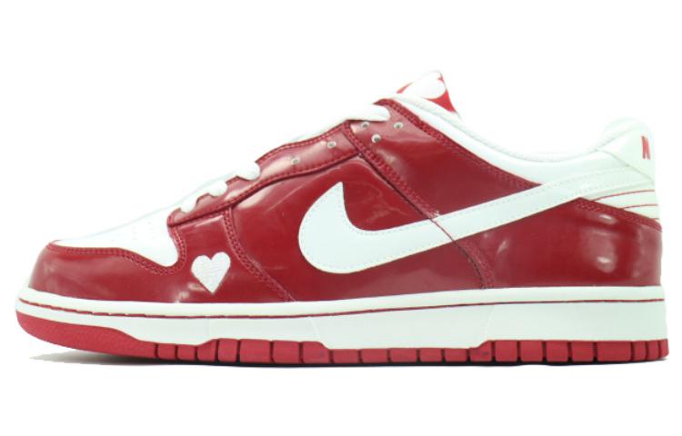 Nike Dunk Low Valentines Day Women's 2004