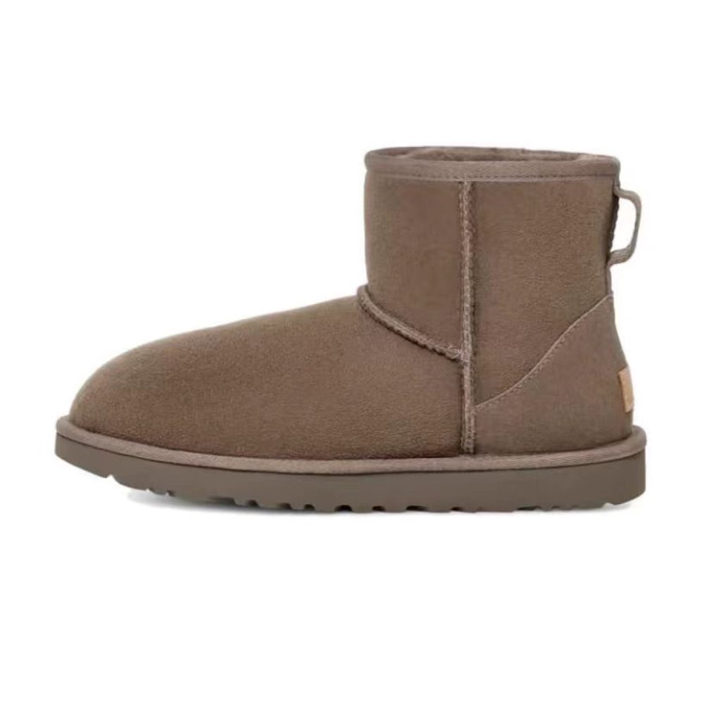 UGG Joy Christmas Glove Warm Slip Resistant Short Snow Boots Women's Light Brown