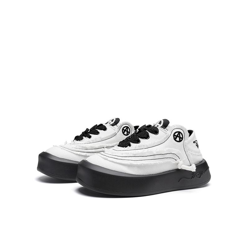 Acupuncture Low-Top Skateboard Shoes Women's Ivory White Box купить в интернет-магазине Yoocart с быстрой доставкой по России.