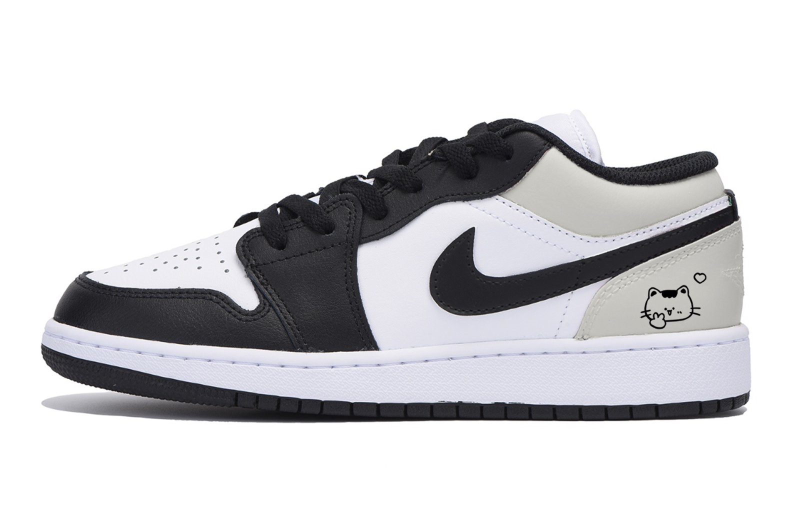 Jordan Air Jordan 1 Wear-Resistant Low-Top Vintage Basketball Shoes Men's Black Gray купить в интернет-магазине Yoocart с быстрой доставкой по России.