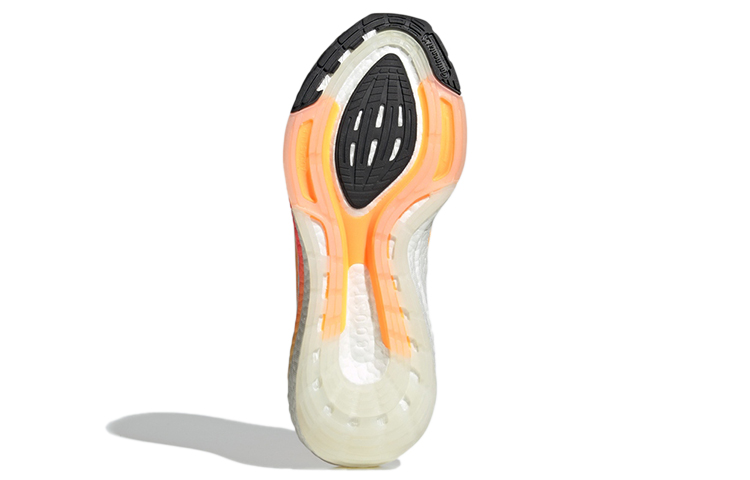 Adidas UltraBoost 22 'Flash Orange' купить в интернет-магазине Yoocart с быстрой доставкой по России.