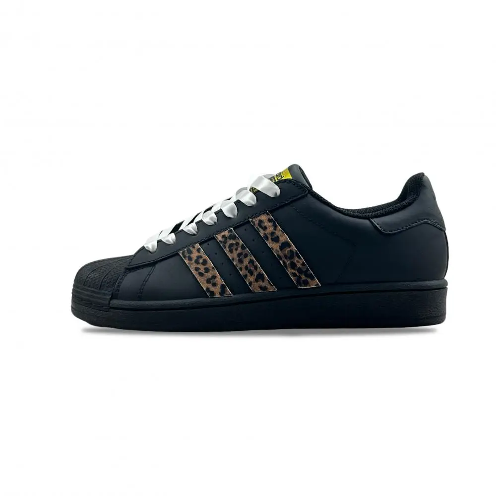 Adidas Originals SUPERSTAR Black Panther Abrasion Resistant Low top Skateboard Shoes Unisex Black