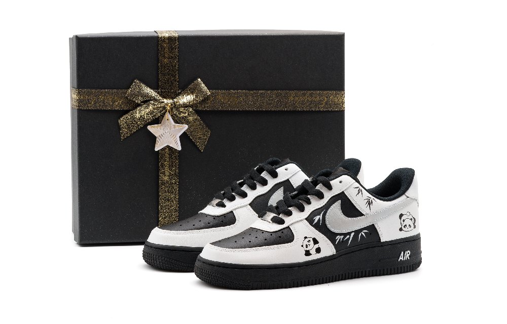Nike Air Force 1 Abrasion Resistant Low Top Skateboard Shoes Unisex Black White