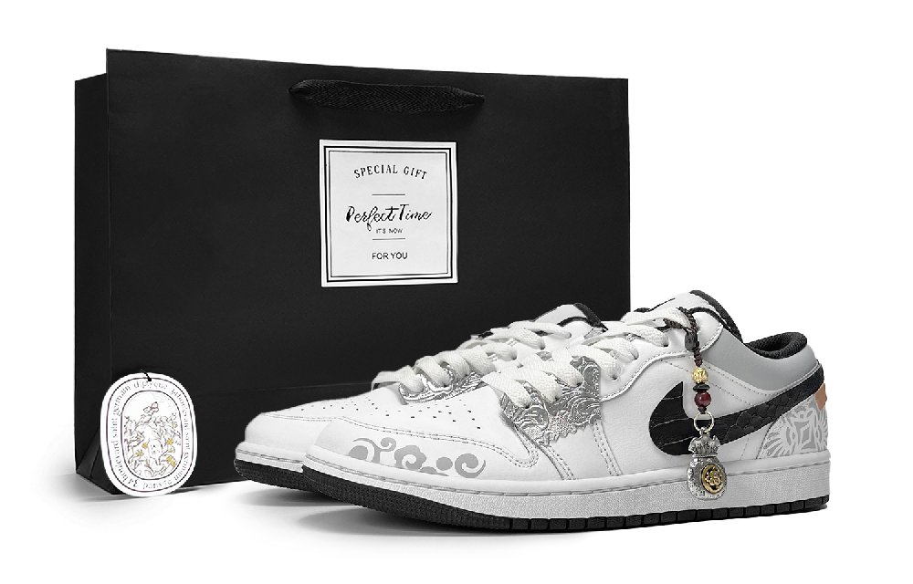 Jordan Air Jordan 1 Low-Top Vintage Basketball Shoes Men's White