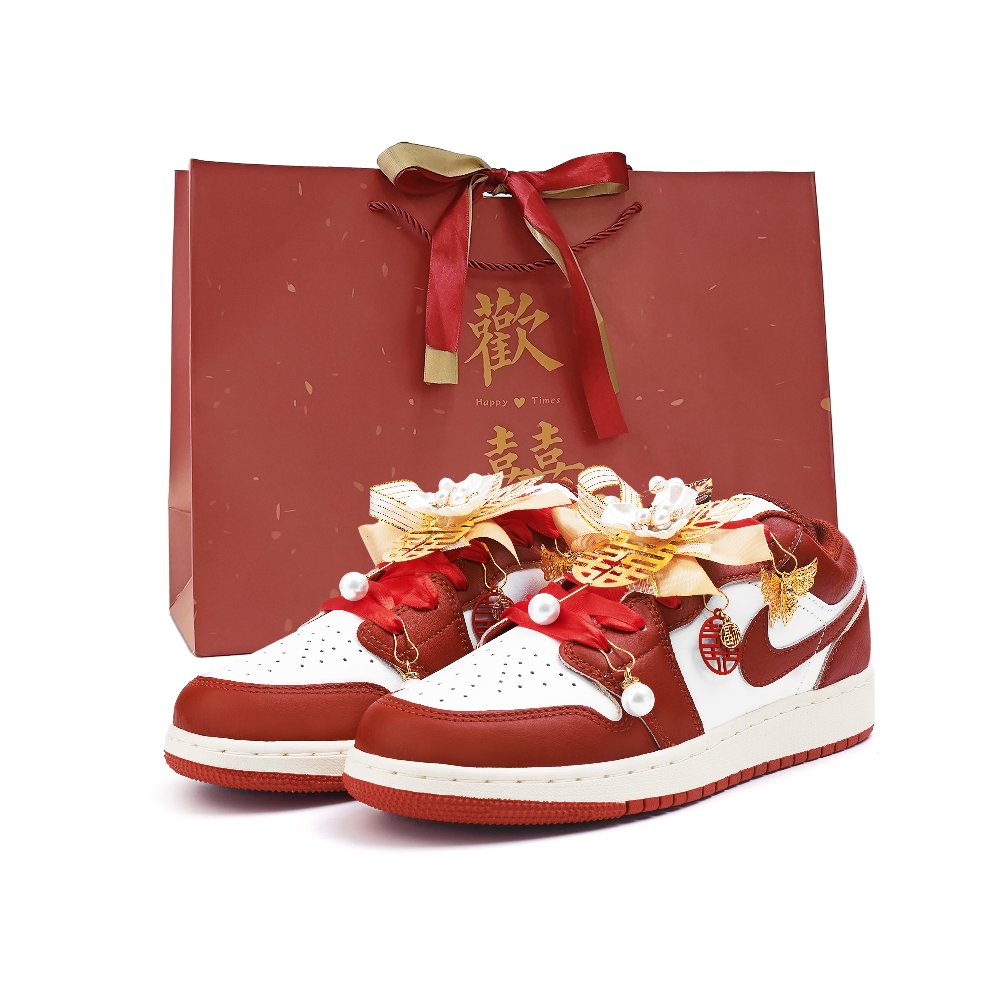 Jordan Air Jordan 1 Low Top Vintage Basketball Shoes Women's Red