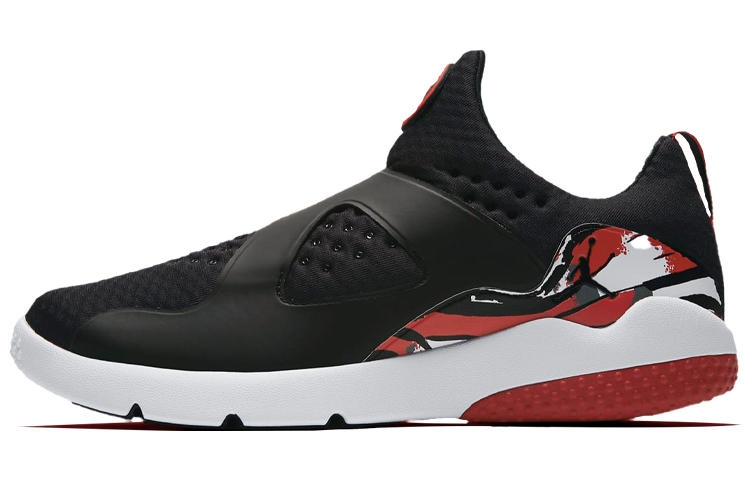 Jordan Trainer Essential Black/Black White Gym Red