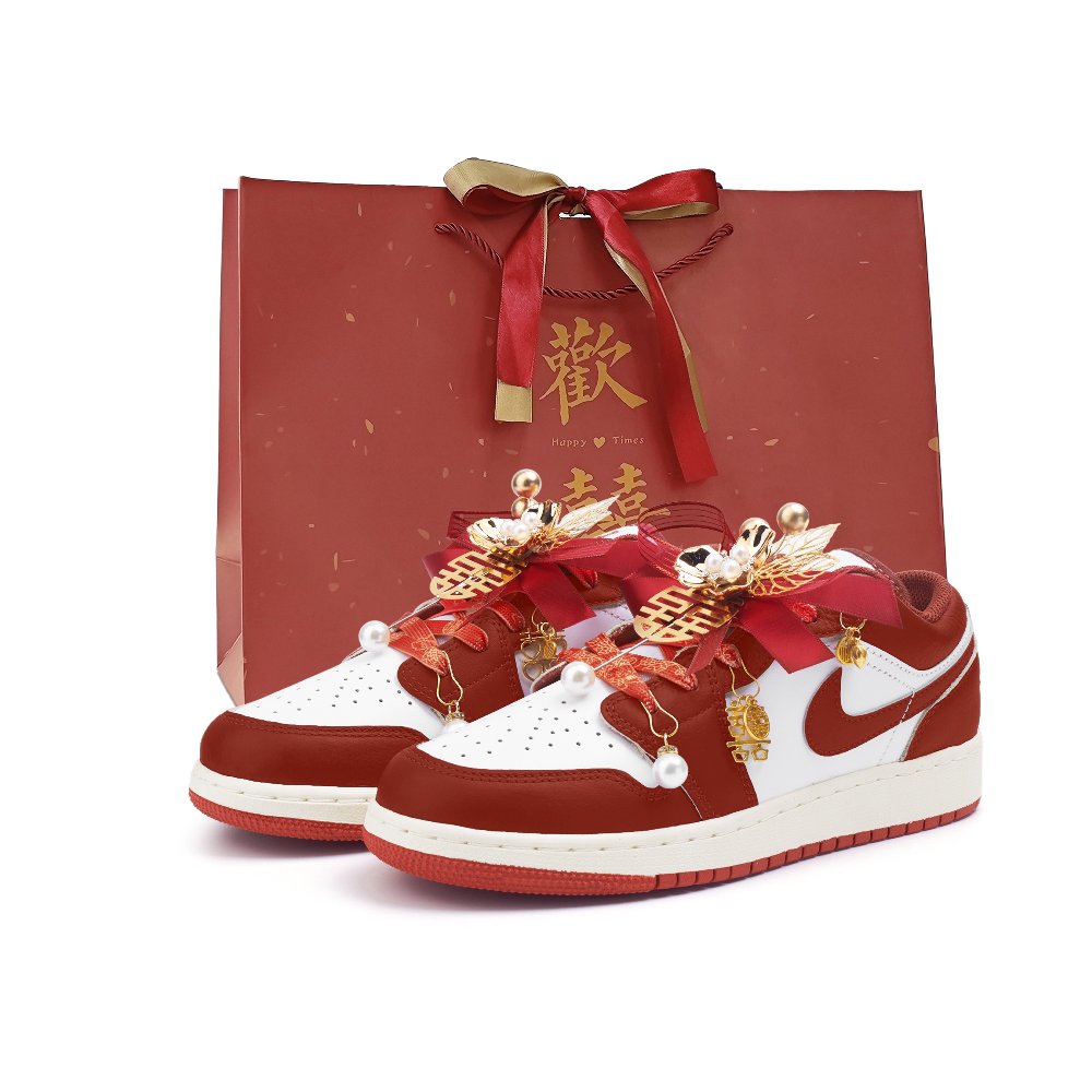 Jordan Air Jordan 1 Low Top Vintage Basketball Shoes Women's Red