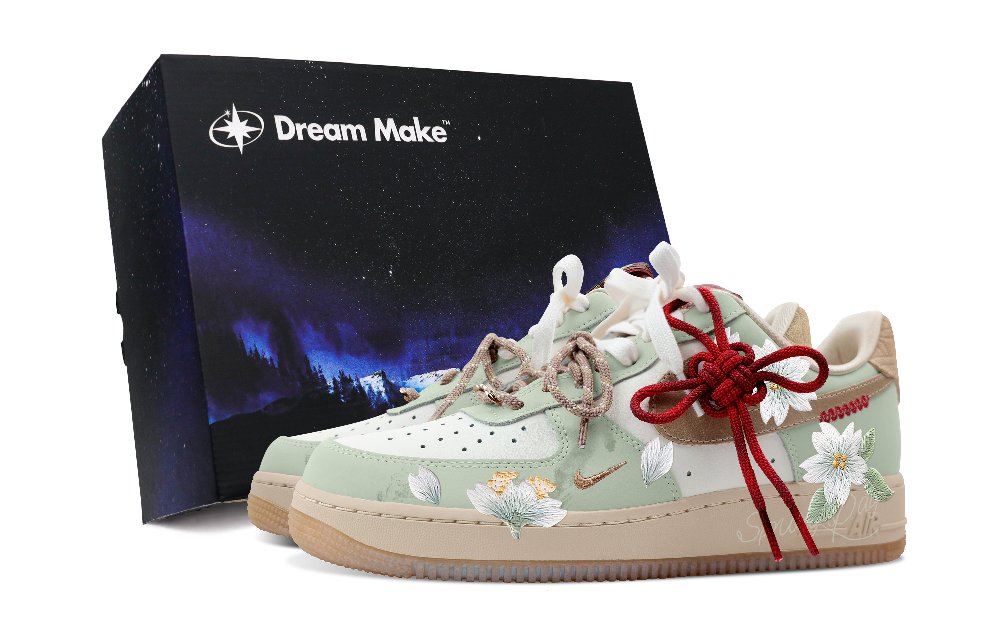 Nike Air Force 1 Spring Cherry Blossom-Black Box Anti-Slip Wear-Resistant Low-Top Skateboard Shoes Women's Light Green