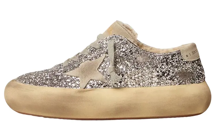 Golden Goose Space Star Stylish Skateboarding Shoes Women's Silver