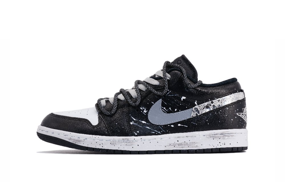 Jordan Air Jordan 1 Anti-Slip Wear-Resistant Low-Top Vintage Basketball Shoes Unisex Gray Black