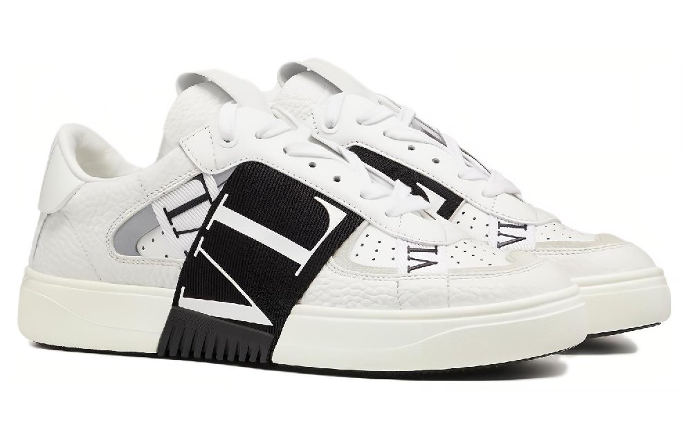 Valentino VL7N Low Top Stylish Skateboarding Shoes Women's White Black
