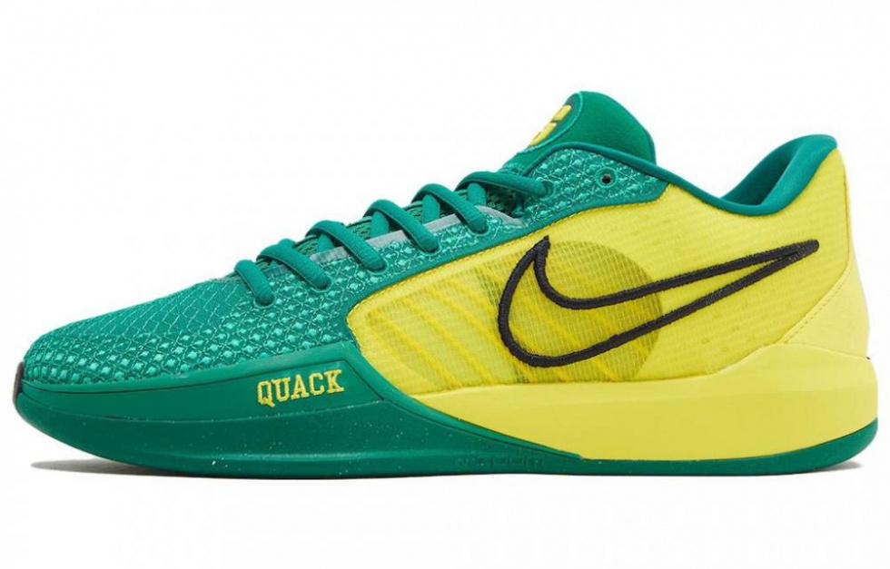 NIKE Sabrina 1 Баскетбольные кроссовки Low Top Зеленый желтый Женские