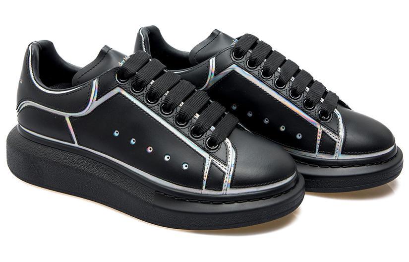 Alexander McQueen Oversized Sneakers Black White Outline купить в интернет-магазине Yoocart с быстрой доставкой по России.