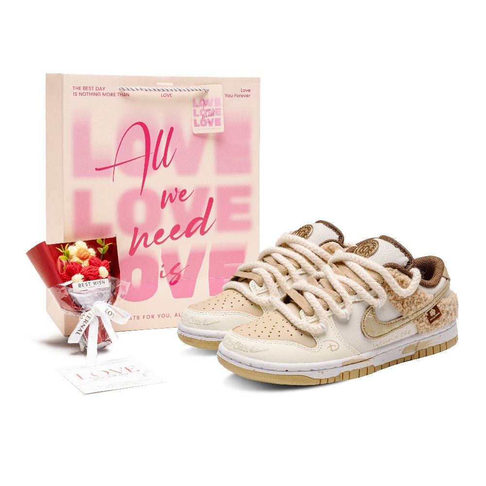 Nike Dunk Honey Pot Bear Anti Slip Wear Resistant Low Top Skateboard Shoes Women's Apricot