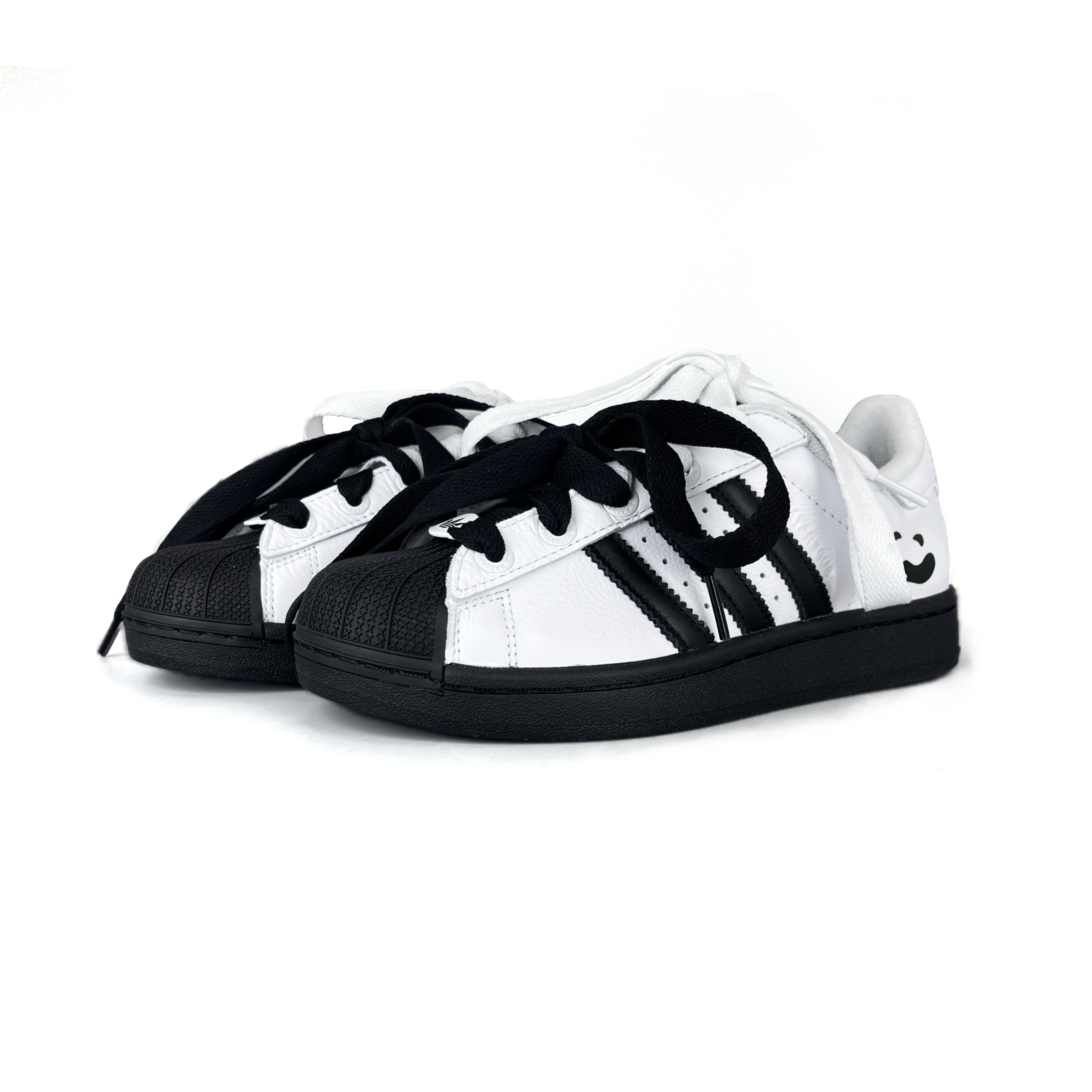 Adidas Originals Superstar 2 Abrasion Resistant Low Top Skateboard Shoes Unisex Black White купить в интернет-магазине Yoocart с быстрой доставкой по России.