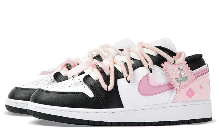 Jordan Air Jordan 1 Low Top Vintage Basketball Shoes Women's Black Pink купить в интернет-магазине Yoocart с быстрой доставкой по России.