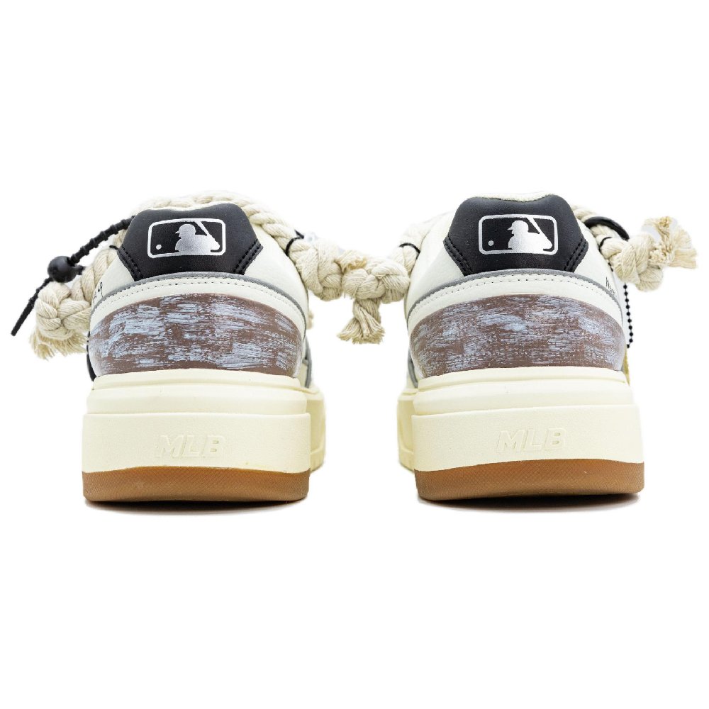MLB Chunky Liner Heart Messenger Anti Slip Wear Resistant Low Top Skateboard Shoes Unisex Beige Black