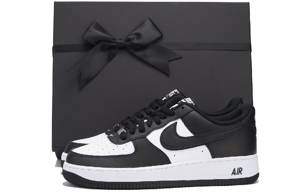 Nike Court Borough Slip-Resistant Coverage Low-Top Skateboard Shoes Unisex Black White